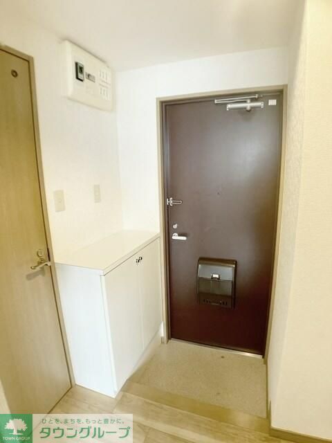 K.M BLDGの玄関写真
