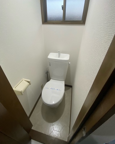 白島中町借家のトイレ写真