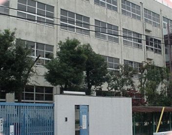 小学校　大蓮東小学校（小学校）まで577m