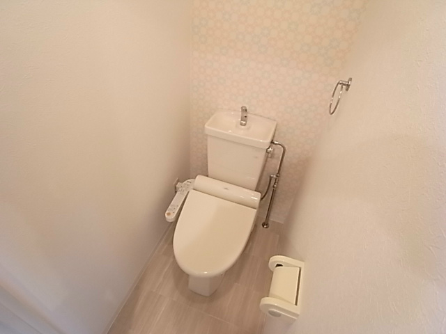 【宝塚市平井のマンションのトイレ】