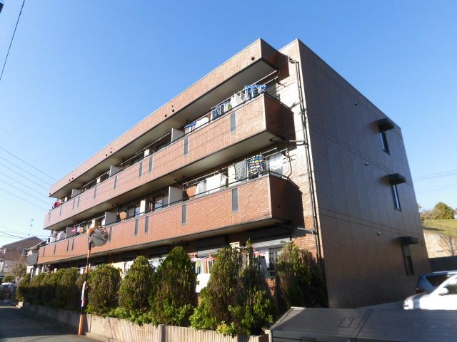 千葉市緑区おゆみ野中央のアパートの建物外観