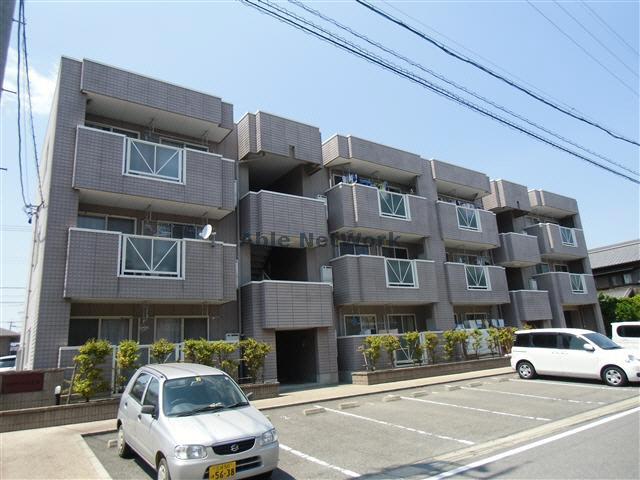 【西尾市永吉のマンションの建物外観】
