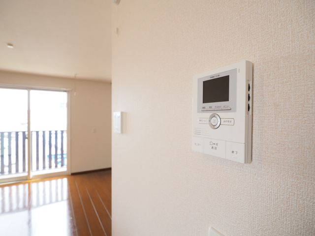 セキュリティ　同タイプの写真です。設備・内装色など実際と異なります。