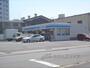 コンビニ　ローソン伏見新堀川店（コンビニ）まで100m