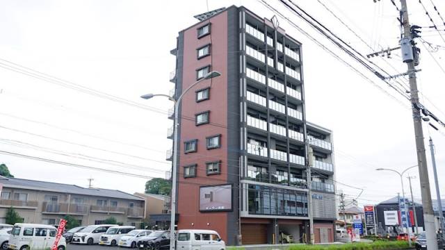 北九州市八幡西区力丸町のマンションの建物外観