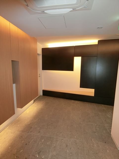 【中央区日本橋堀留町のマンションのロビー】