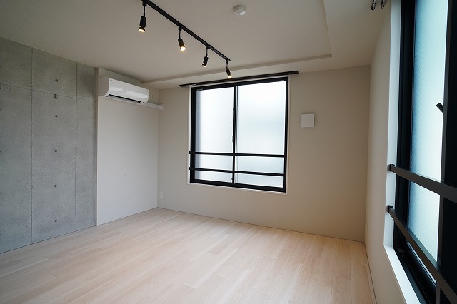 居室・リビング　内観1