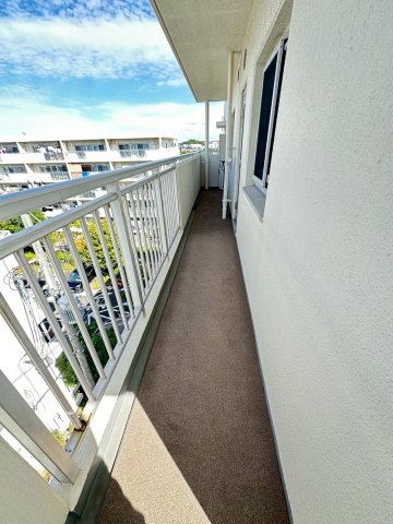 バルコニー　バルコニー付きです