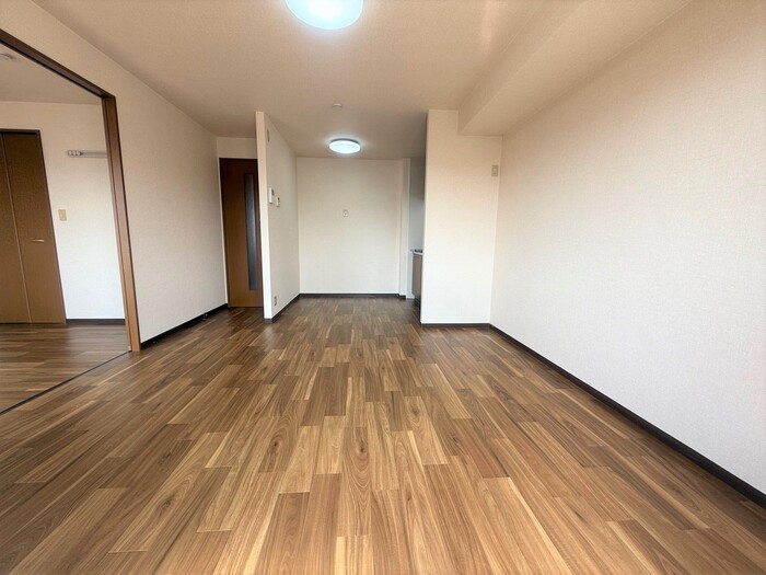 居室・リビング　写真は類似です。