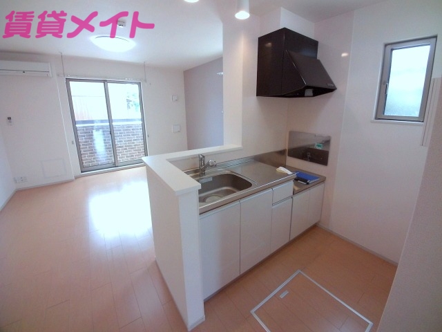 キッチン　同タイプの部屋写真です