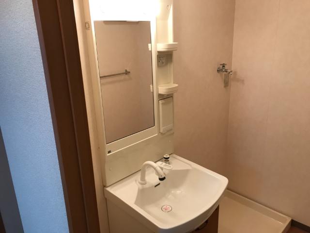 洗面設備　洗髪洗面化粧台