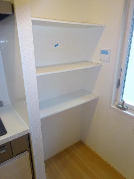 　その他設備　キッチン収納棚