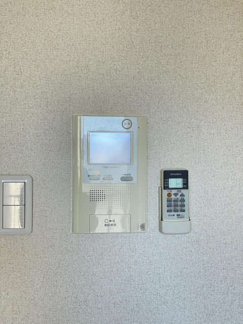 セキュリティ　☆モニター付きインターホン☆