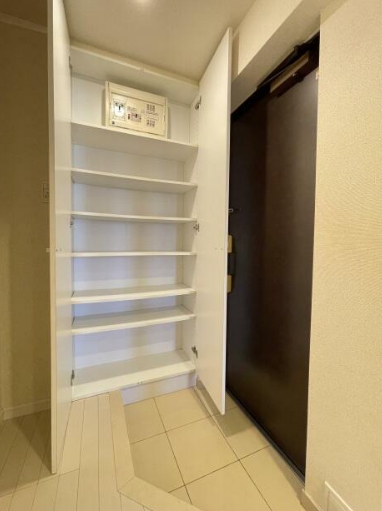 玄関　☆広々玄関☆