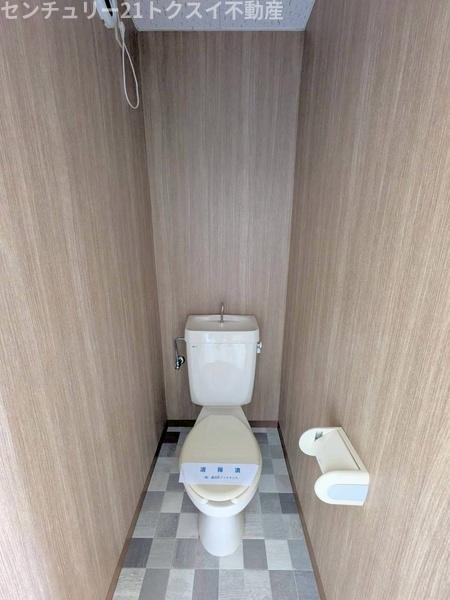 トイレ　同物件、別室の写真です。
