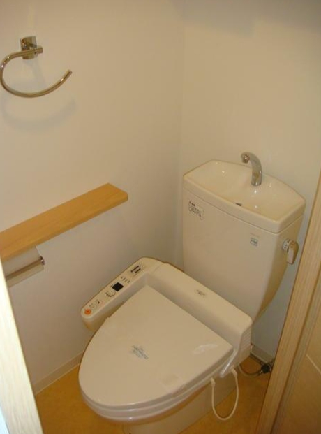 トイレ　他部屋参考写真です。