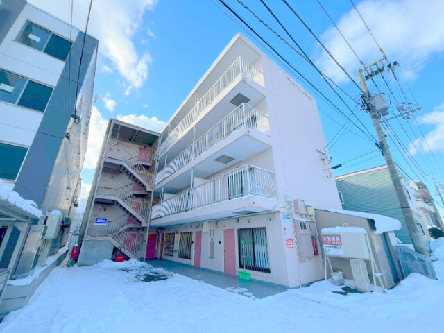 建物外観　外観写真でございます！