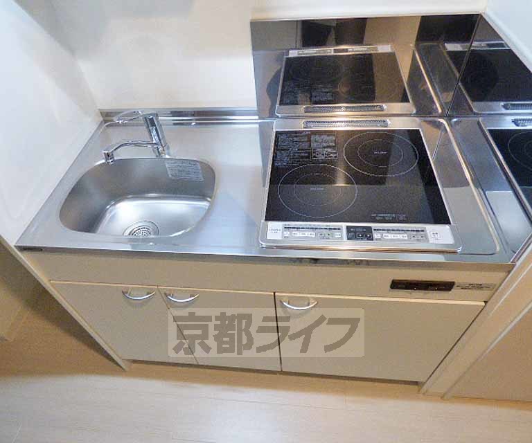 キッチン　キッチンです。