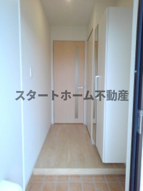 玄関　シンプルで使いやすい玄関です