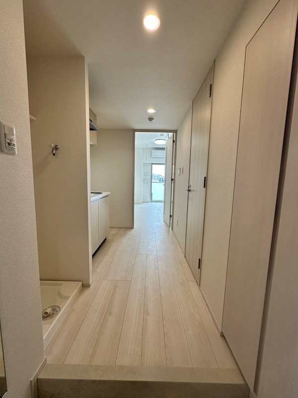 玄関　※参考写真