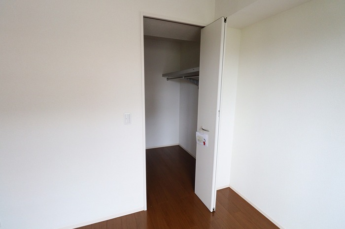 収納　ウォークインクローゼット