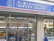 コンビニ　ローソン本駒込五丁目店（コンビニ）まで250m