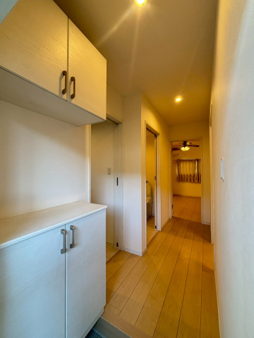 玄関　☆シューズボックス付☆