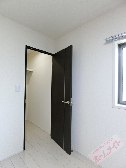 収納　ウォークインクローゼット収納