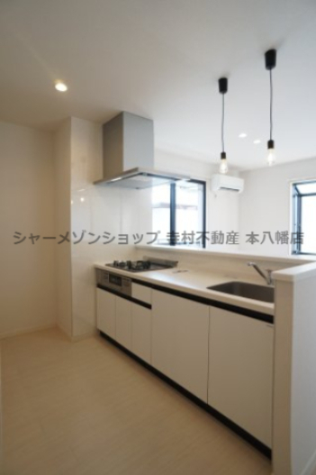 キッチン　人気の対面型システムキッチン♪