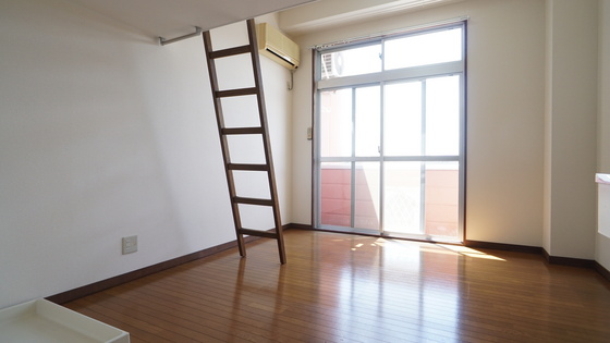 居室・リビング　リビング