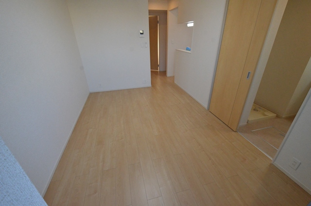 居室・リビング　10.9帖のLDKです☆