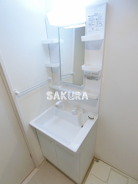 洗面設備　忙しい朝には欠かせない洗面所です♪