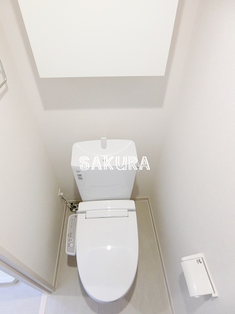 トイレ　嬉しい温水洗浄便座♪