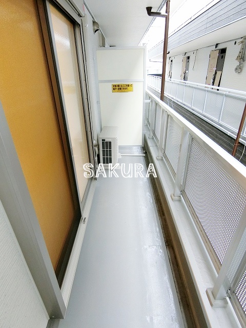 バルコニー　バルコニー