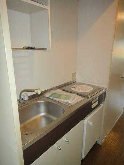 キッチン　★ルーフ付き駐輪場★