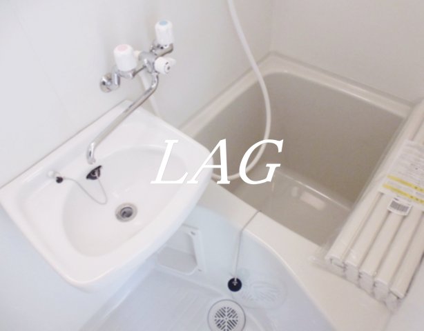 バス・シャワールーム　お風呂です。