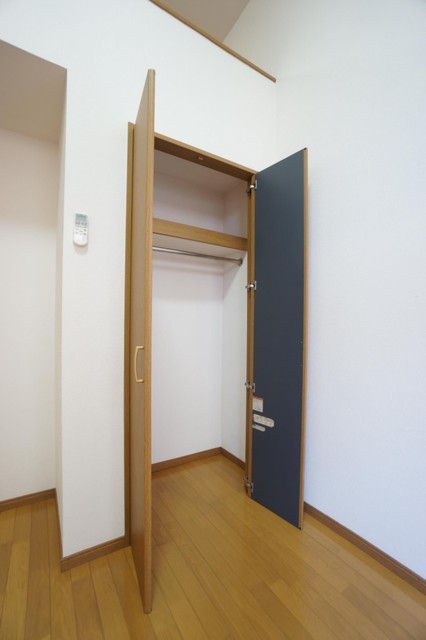 収納　写真は１０２号です。別室となりますのでご了承ください。