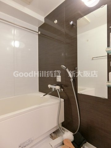 バス・シャワールーム　ドゥーエ江坂III