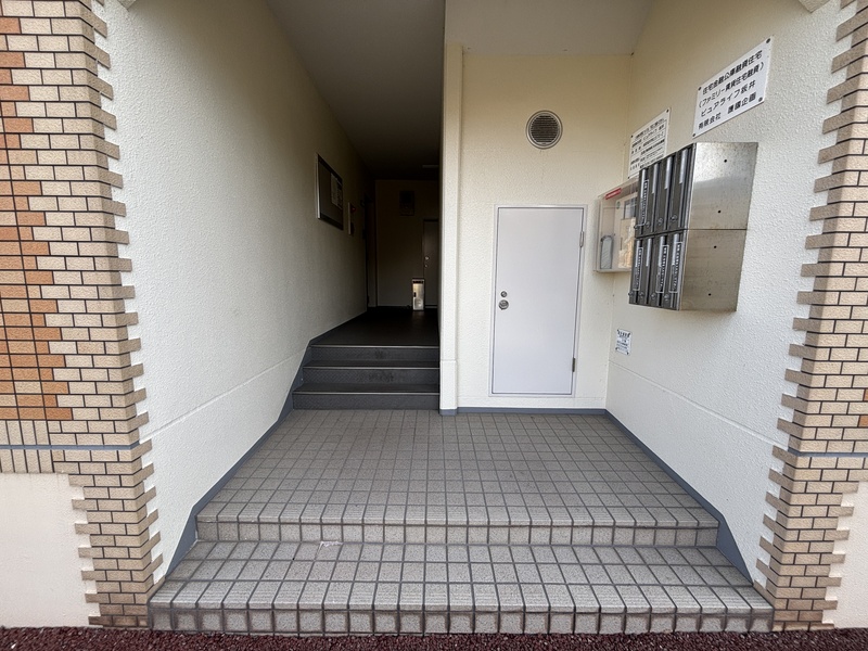 エントランス　エントランス