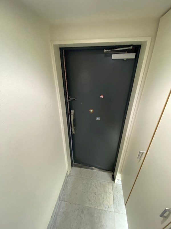 玄関　参考写真