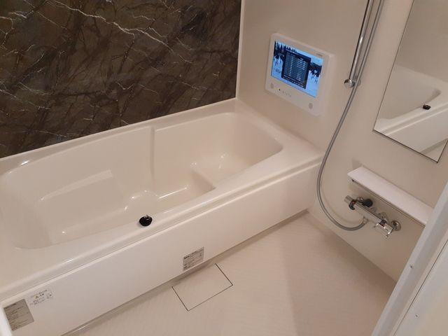 バス・シャワールーム　日々の疲れを癒すお風呂です♪