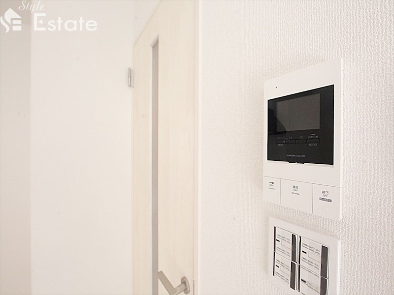 セキュリティ　モニター付きインターホン