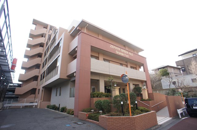 建物外観　分譲賃貸マンション