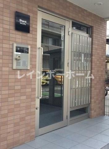 エントランス　毎日通るエントランスはこのようになっています