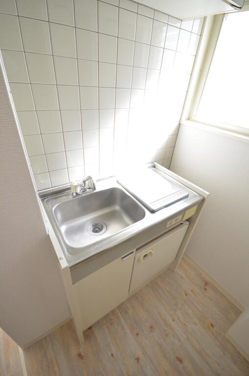 キッチン　※退去予定の為、別部屋参考写真