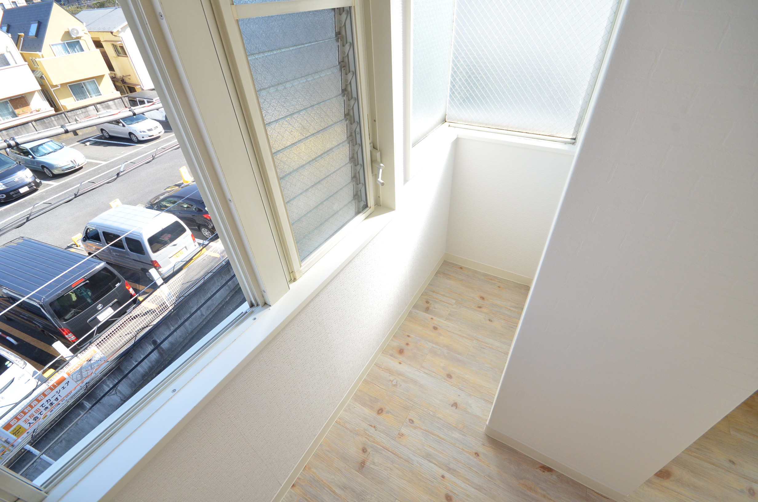 バルコニー　※退去予定の為、別部屋参考写真