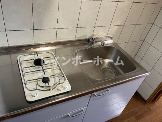 キッチン　同物件別号室参考写真です。