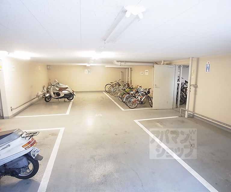 その他共有部分　駐輪場２