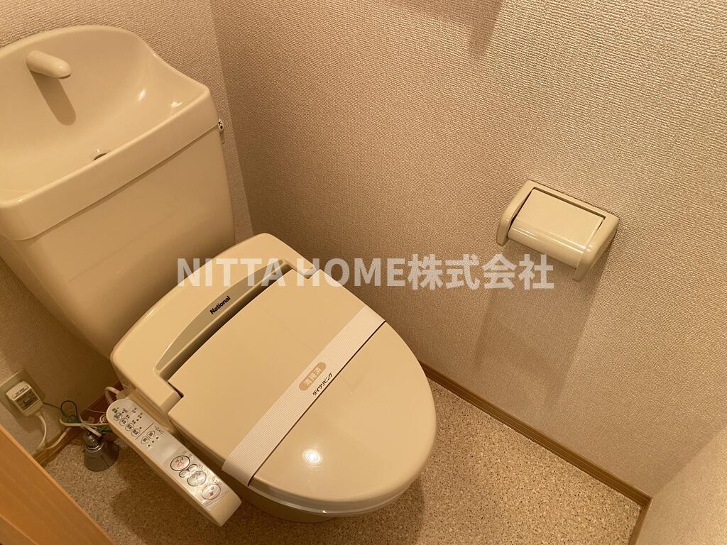 トイレ　ウォシュレット付トイレです＊