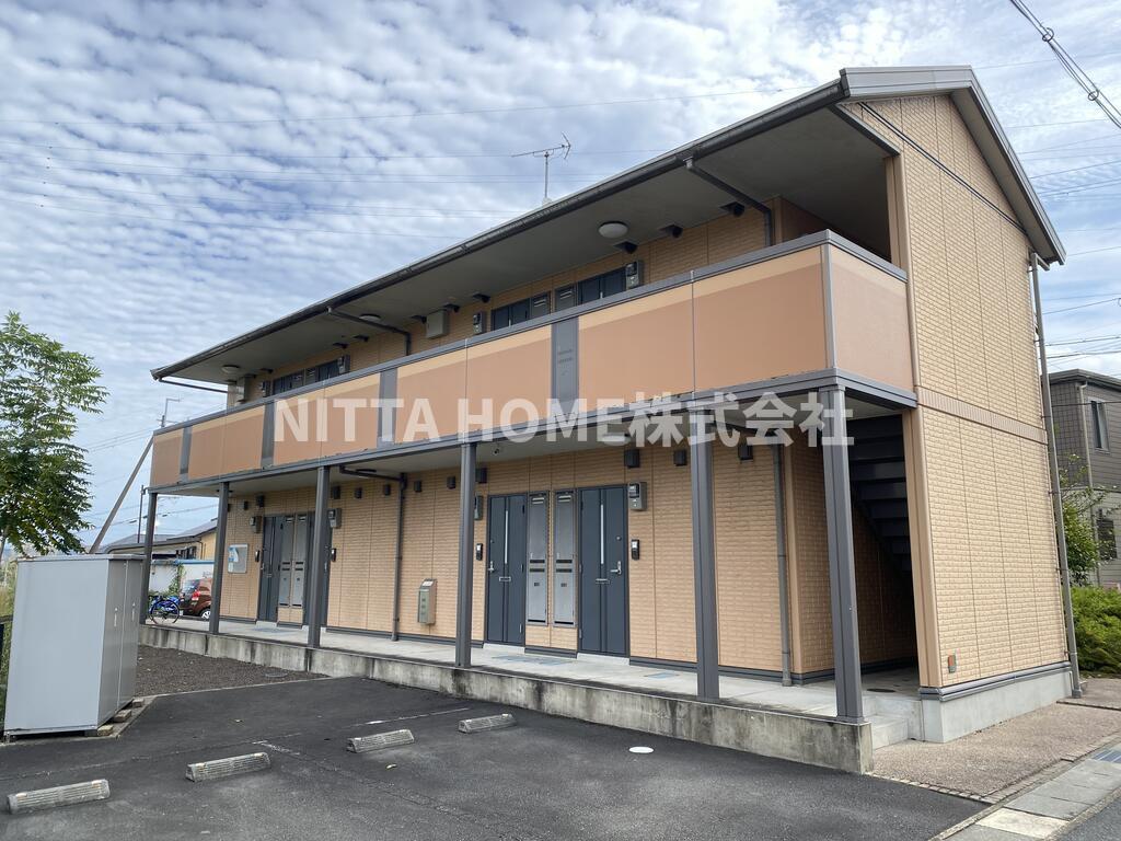 建物外観　軽量鉄骨造・ネット無料になりました◎
